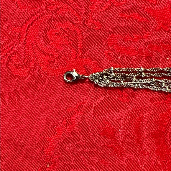 Elegant Chain Bracelet - Picture 3 of 5